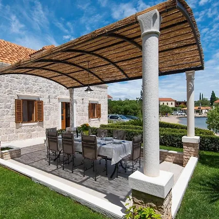 Ferienhaus Mit Privatpool Fuer 8 Personen Ca 135 Qm In Loviste, Dalmatien Sueddalmatien 펜션 로비스테